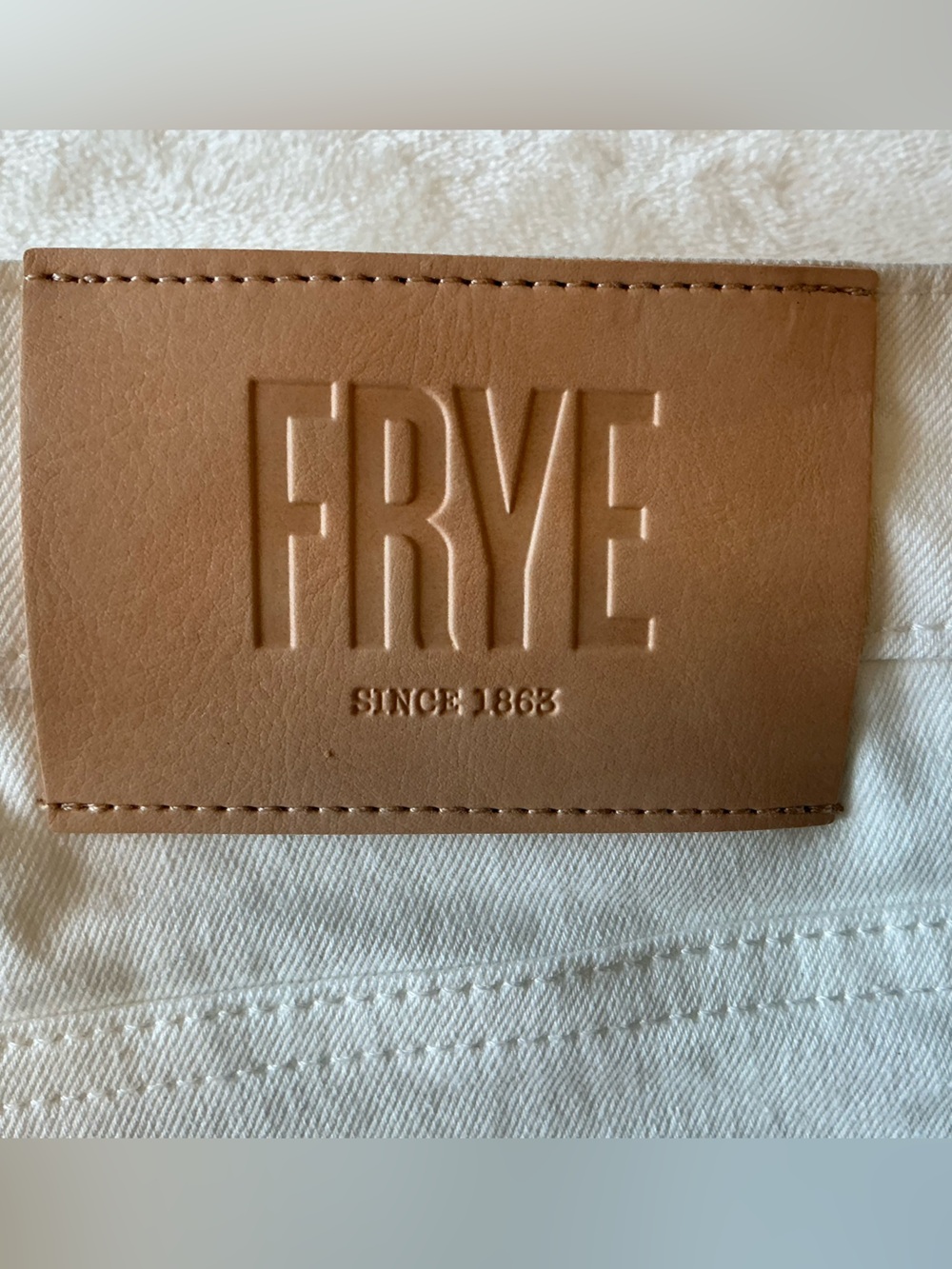Frye High Rise Ivory Cropped Cuffed Jeans Size 14/32 NWT - Picture 4 of 14